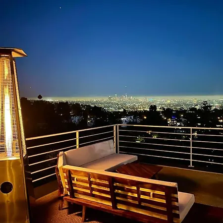 Hollywood Hills 1940S Mansion Hotel